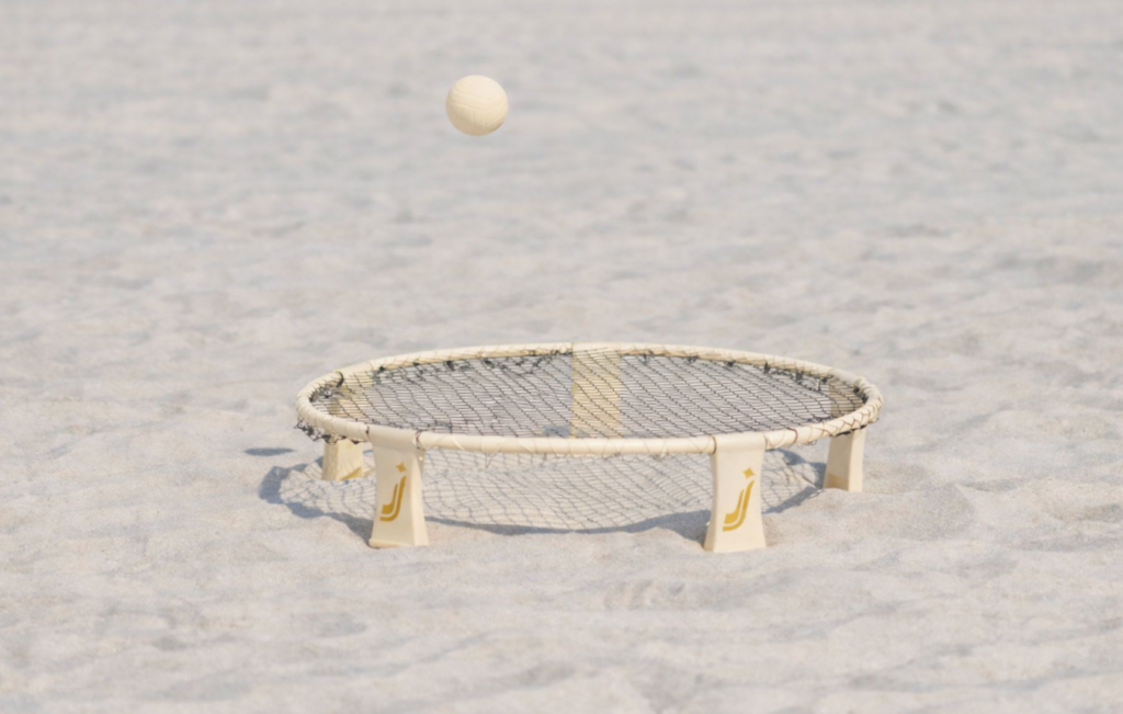beżowy stylowy roundnet spikeball JITSA na plaży